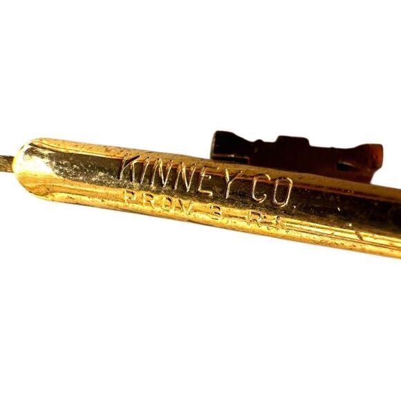 Vintage Kinney Co. Rifle Tie Clip โ Gold Tone Figural Gun Tie Bar - Picture 6 of 8